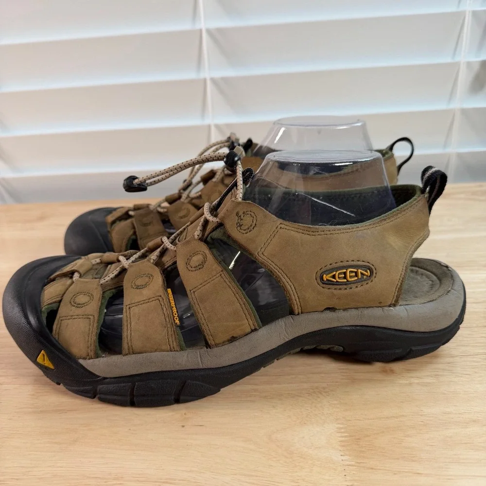 KEEN Newport Hiking Sandals Men's Brown Black Leather Waterproof Outdoor - 11